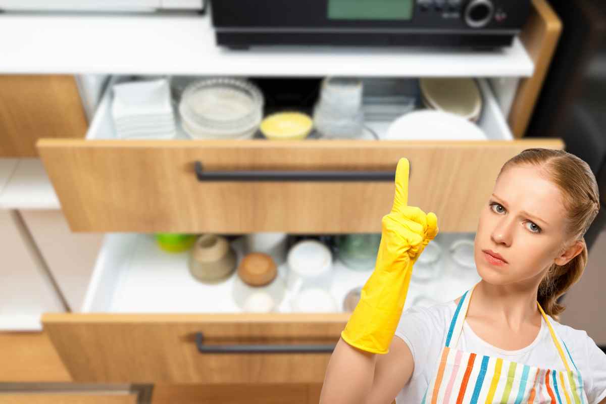 come pulire cassetti cucina