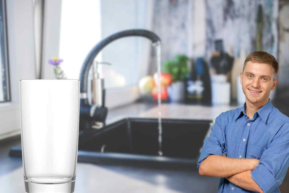 a cosa serve mettere bicchiere nel lavandino