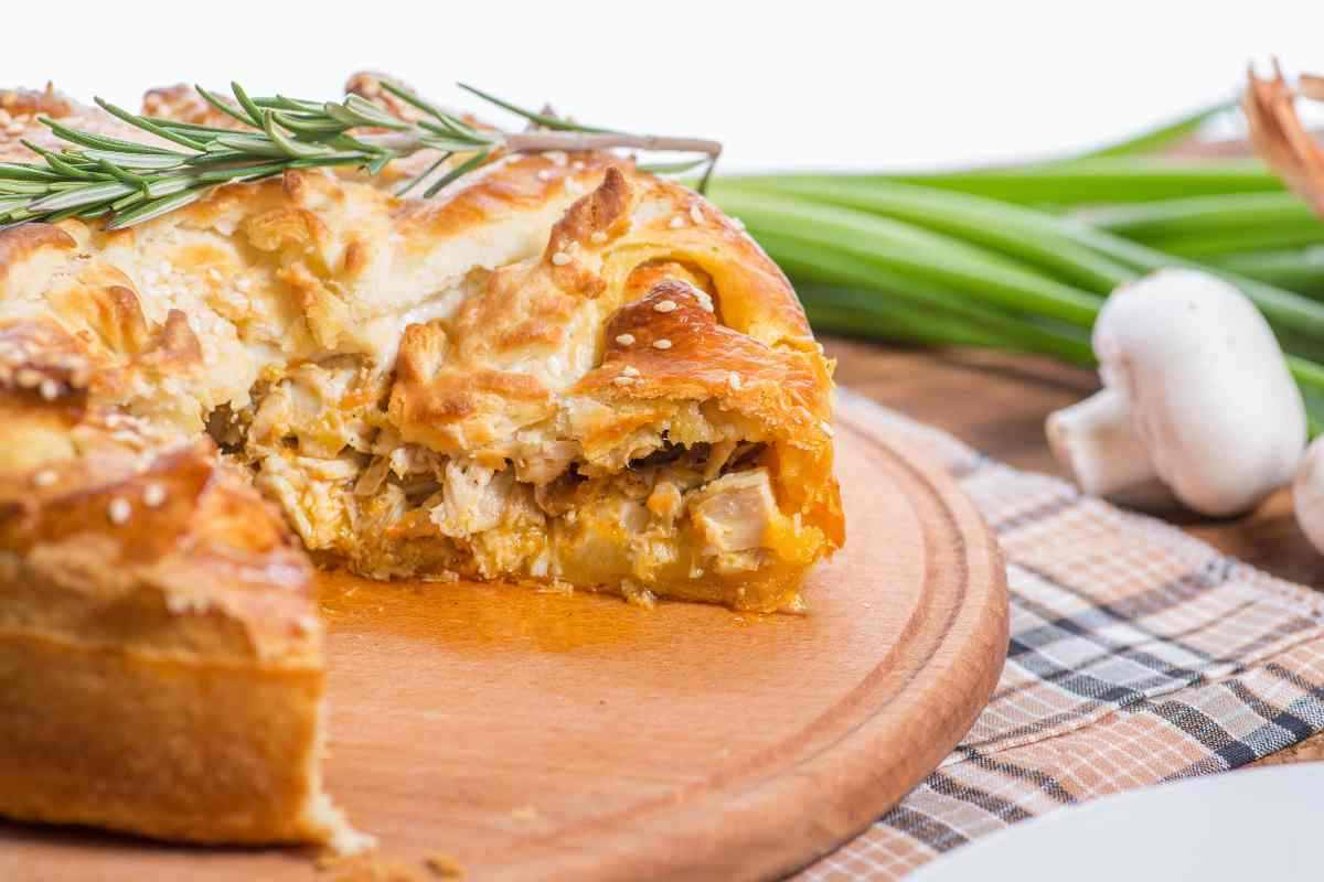 Ti bastano 10 minuti e pochissimi ingredienti per la torta salta più goduriosa di sempre