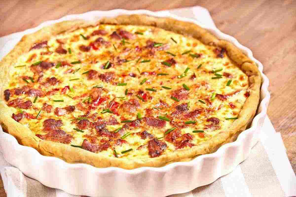 Ti bastano 10 minuti e pochissimi ingredienti per la torta salta più goduriosa di sempre, i dettagli